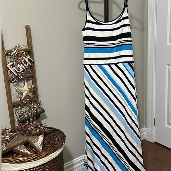 Sz M White House Black Market Blue and Black Striped Stretch Maxi Dress - Picture 8 of 8